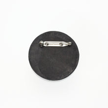 Load image into Gallery viewer, GOLD BROOCH 1924
