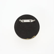 Load image into Gallery viewer, GOLD BROOCH 1924