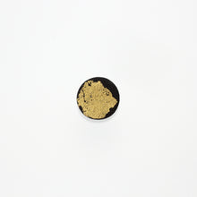 Load image into Gallery viewer, GOLD BROOCH 1924