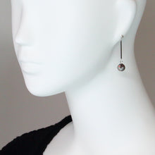 Load image into Gallery viewer, EARRING TO THE UNIVERSE 1930