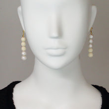 Load image into Gallery viewer, VERTICAL EARRING 1915