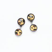 Load image into Gallery viewer, SWAYING RED AND LEOPARD EARRING 1665