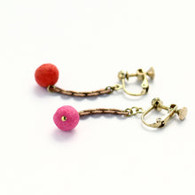 Load image into Gallery viewer, MORNING GLOW EARRING 1813