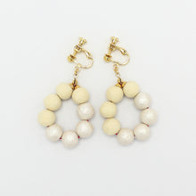 Load image into Gallery viewer, CONNECTING EARRING 1916