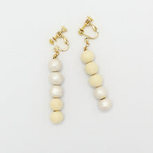 Load image into Gallery viewer, VERTICAL EARRING 1915