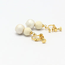 Load image into Gallery viewer, SNOWMAN EARRING 1914