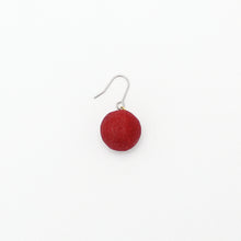 Load image into Gallery viewer, SWINGING SINGLE EARRING 1927