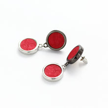 Load image into Gallery viewer, SWAYING RED AND LEOPARD EARRING 1665
